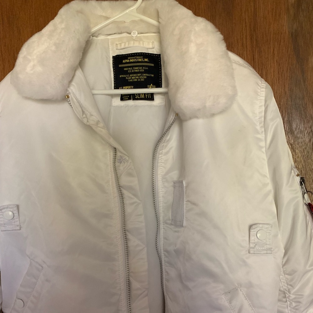 Alpha Industries B-15 slim fit bomber jacket